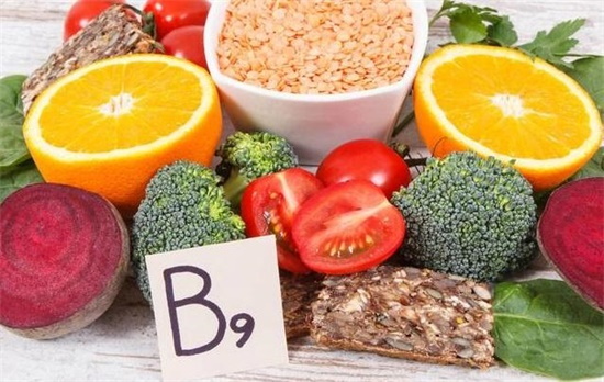 Di manakah folat diet berasal?